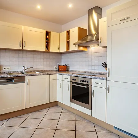 'am Weidenring' Apartman *